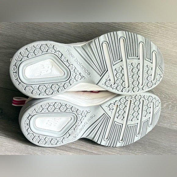 New Balance 608V4 White/Pink Women’s Size 7.5 WX608V4P - Picture 5 of 7